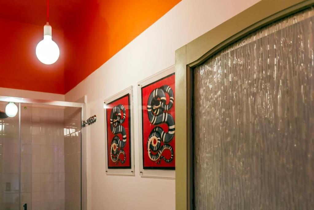 Charming Apartment With Balcony In The Historic Center Naples Luaran gambar